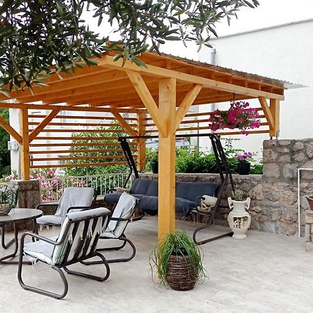 Apartments Happy Day Karlobag Εξωτερικό φωτογραφία