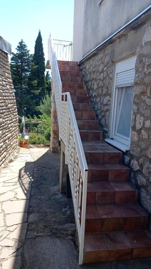 Apartments Happy Day Karlobag Εξωτερικό φωτογραφία
